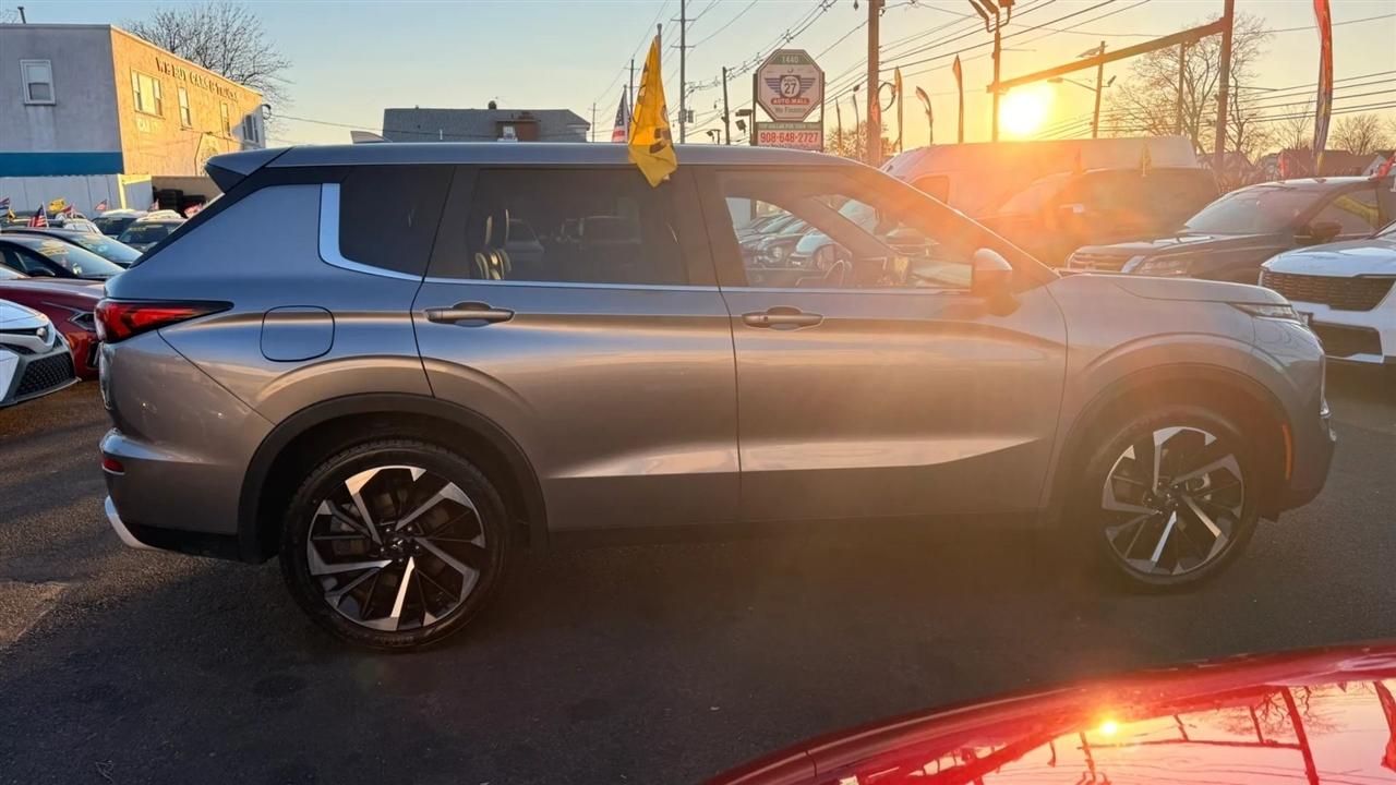 Mitsubishi Outlander SE 4WD 2024