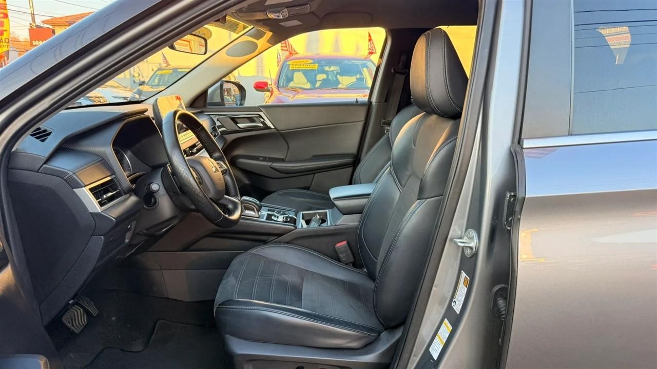 Mitsubishi Outlander SE 4WD 2024