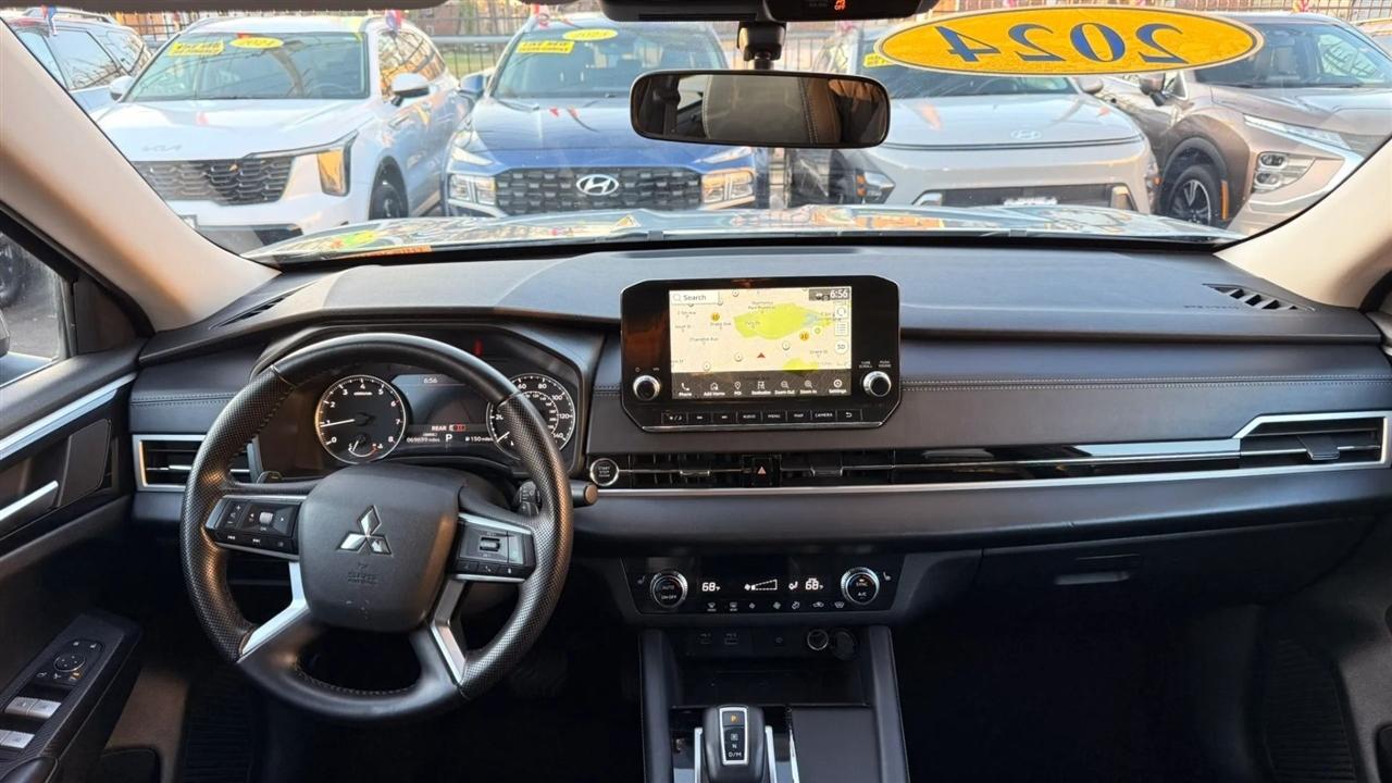 Mitsubishi Outlander SE 4WD 2024