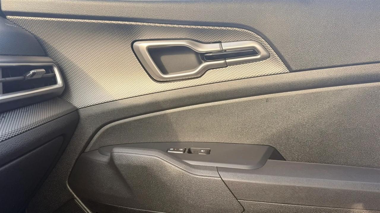 Kia Sportage LX AWD 2025