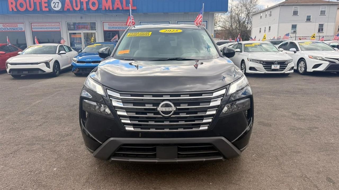 Nissan Rogue SV AWD 2025