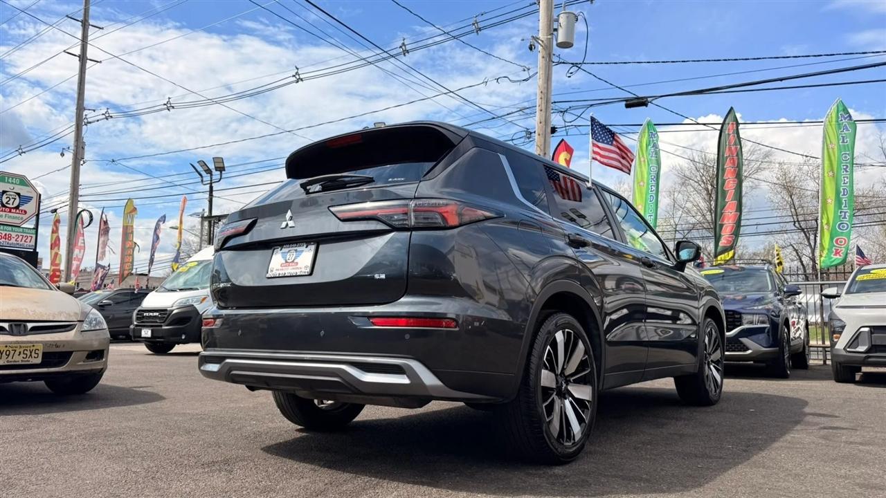 Mitsubishi Outlander SE 4WD 2025