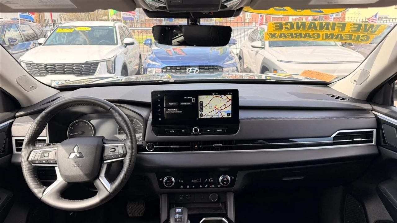 Mitsubishi Outlander SE 4WD 2025