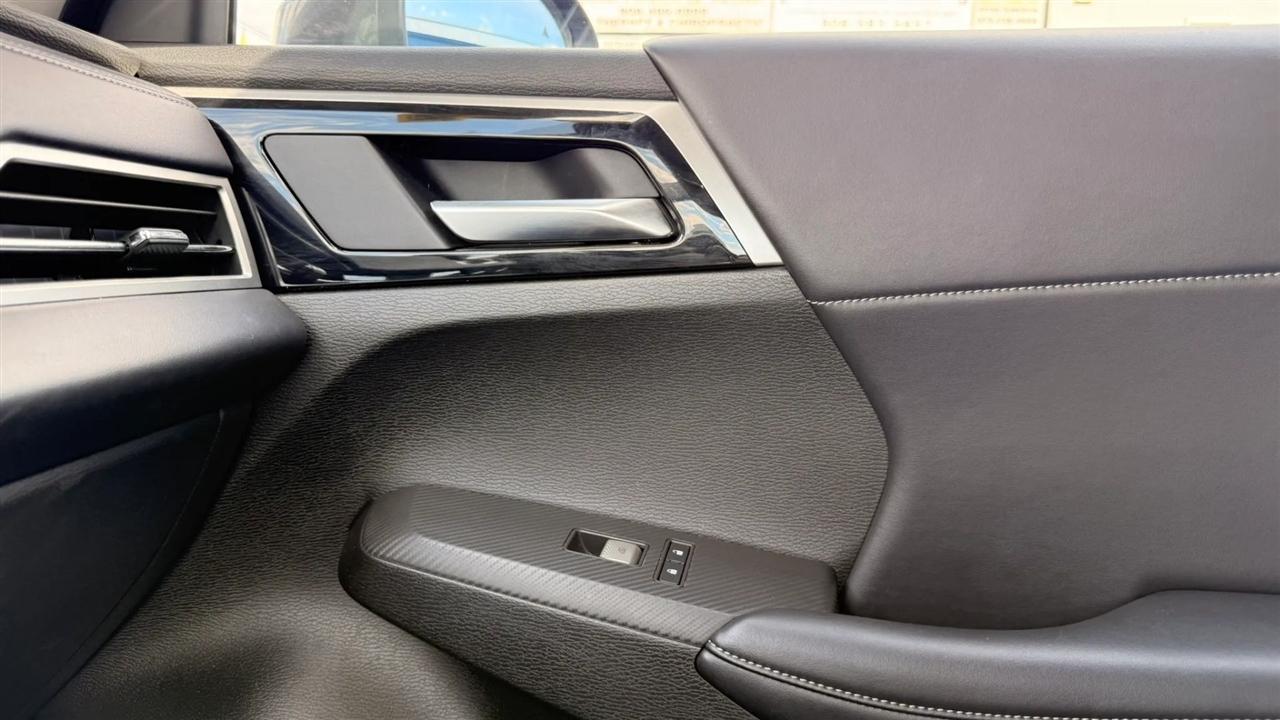 Mitsubishi Outlander SE 4WD 2025