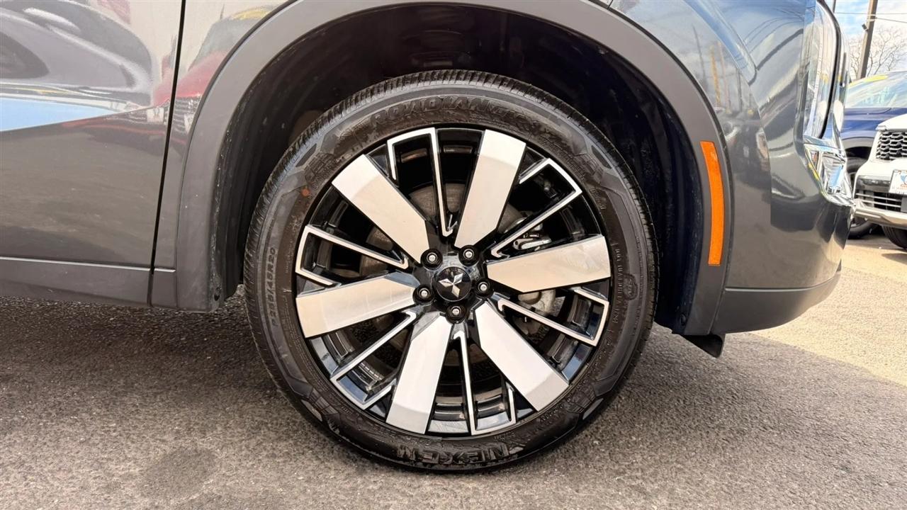 Mitsubishi Outlander SE 4WD 2025