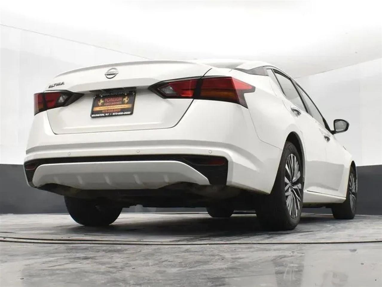 Nissan Altima 2.5 SV 2025