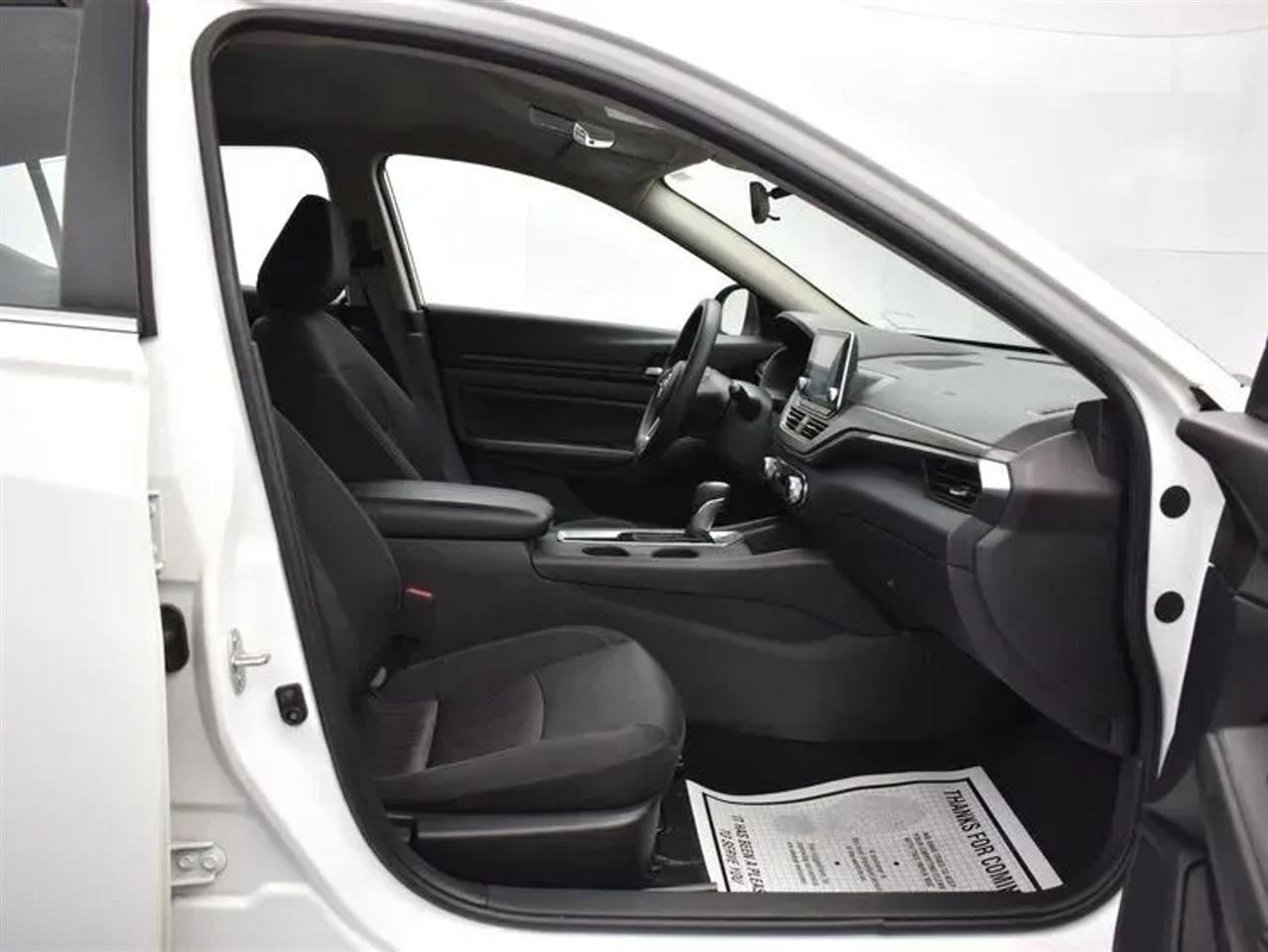 Nissan Altima 2.5 SV 2025