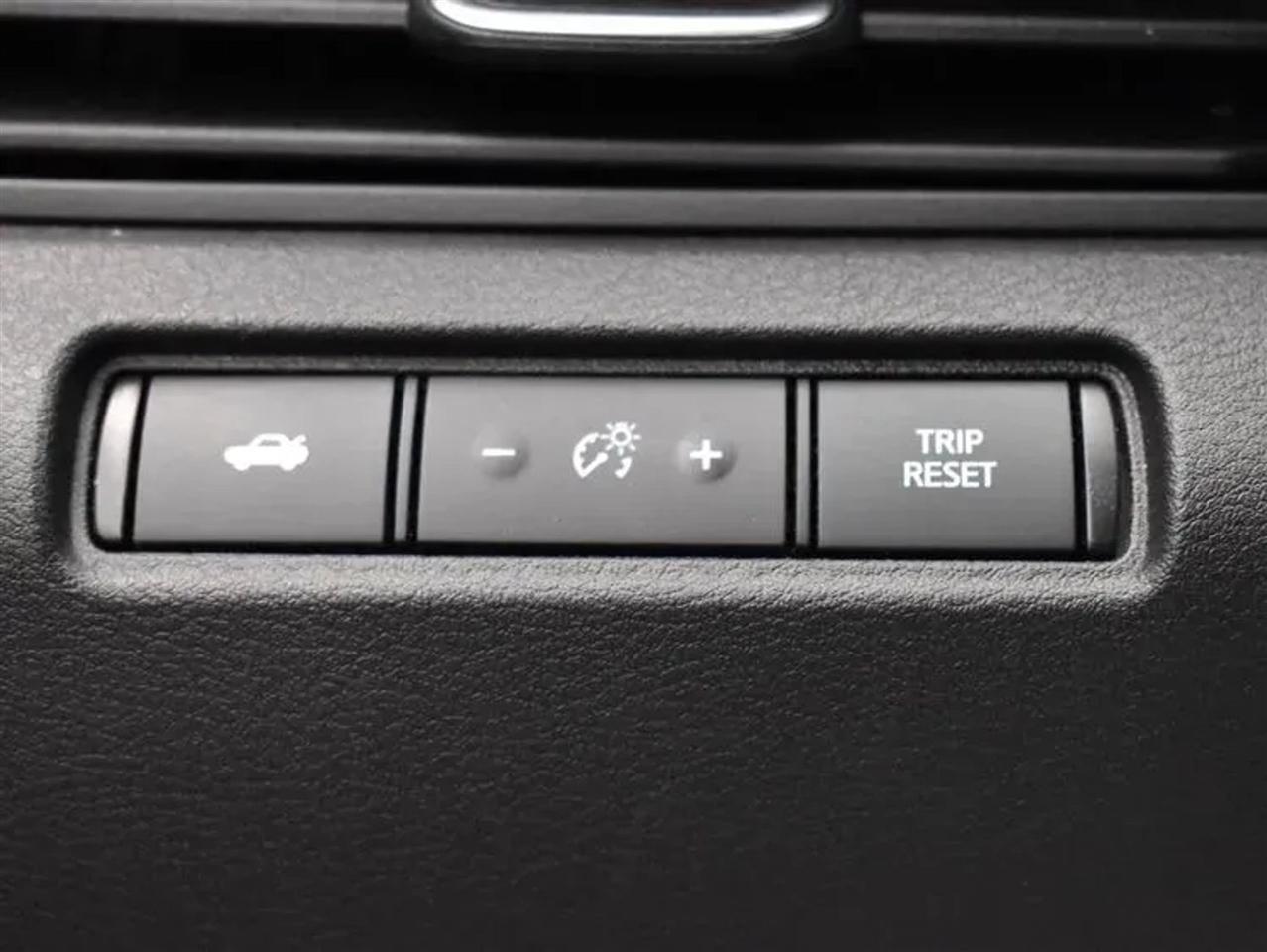 Nissan Altima 2.5 SV 2025