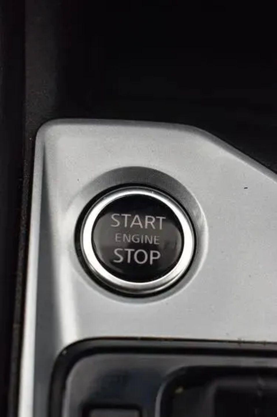 Nissan Altima 2.5 SV 2025