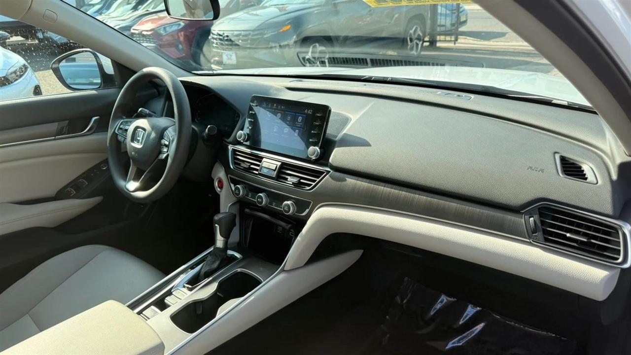 Honda Accord LX CVT 2022