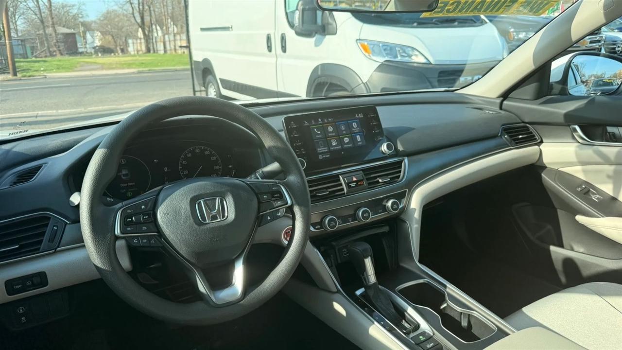 Honda Accord LX CVT 2022