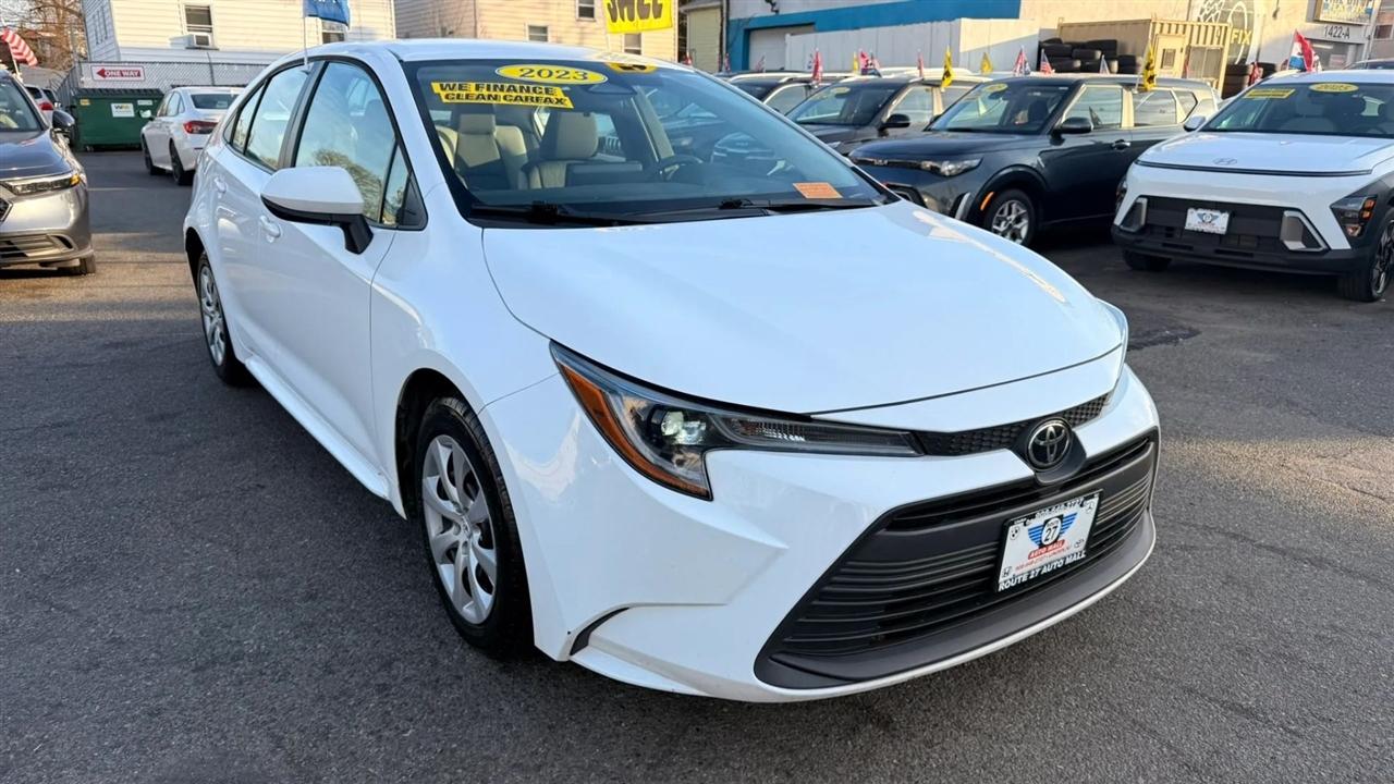 Toyota Corolla LE 2023