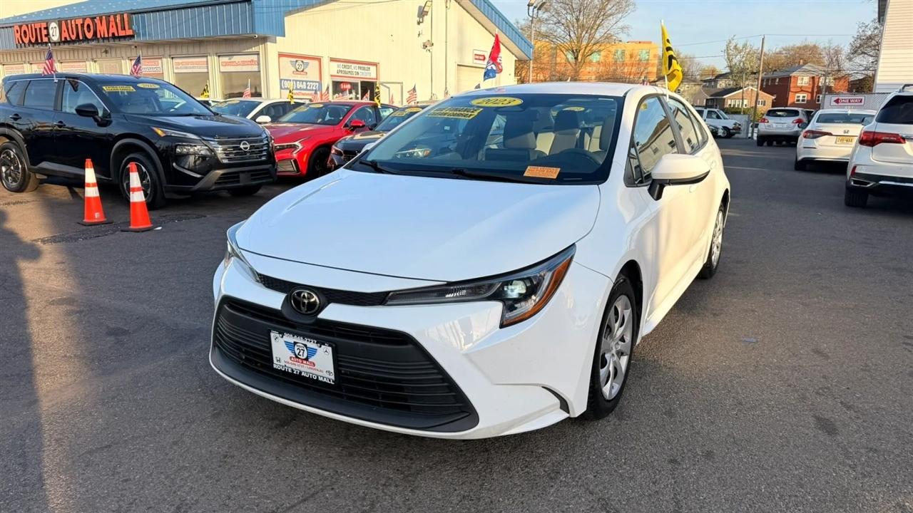 Toyota Corolla LE 2023