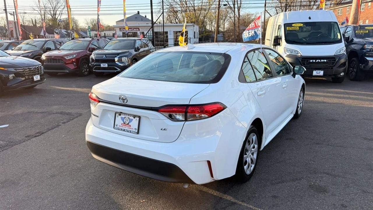 Toyota Corolla LE 2023