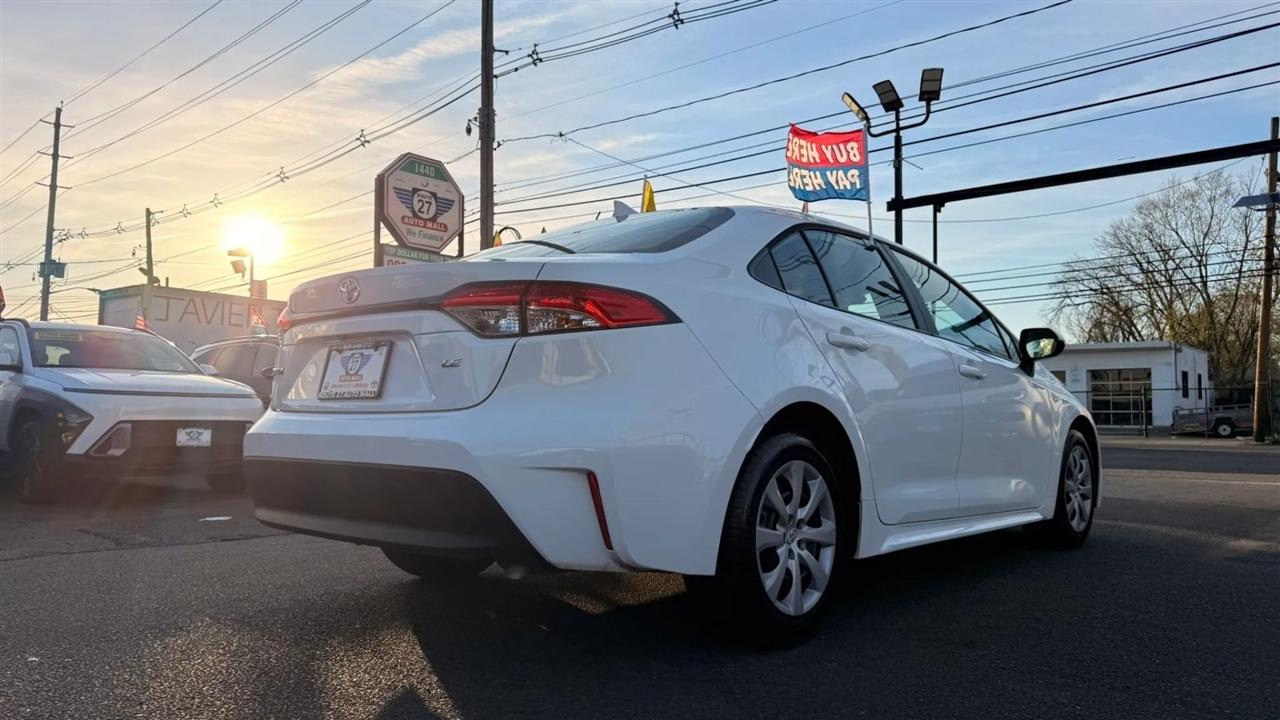 Toyota Corolla LE 2023