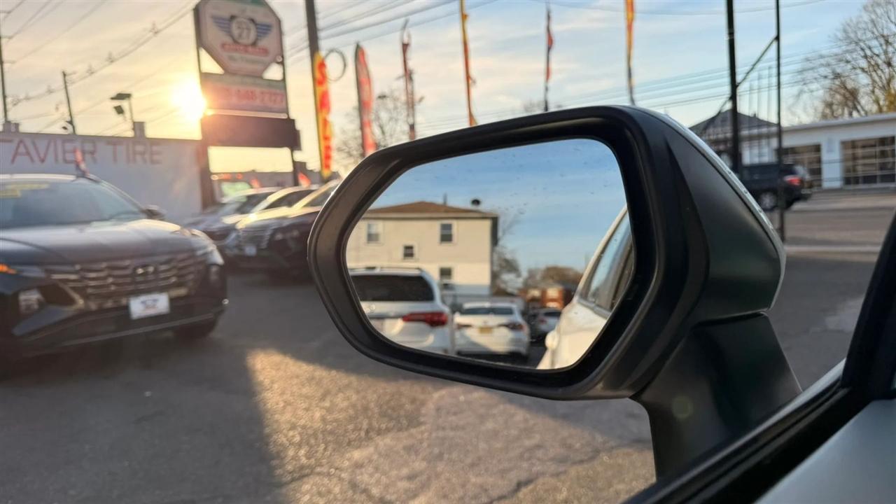 Toyota Corolla LE 2023