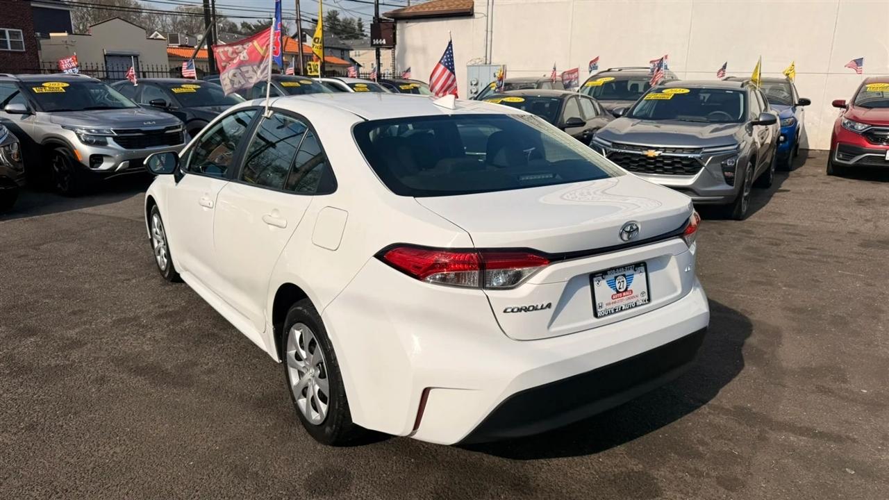 Toyota Corolla LE 2023