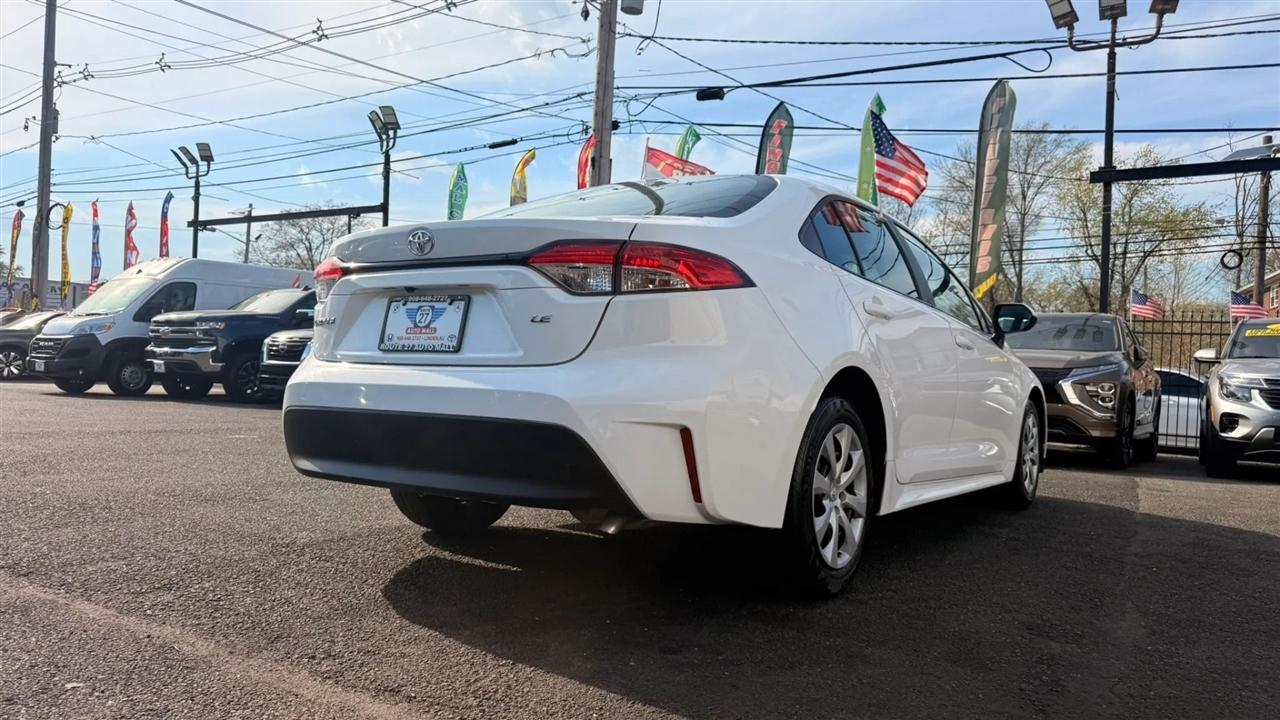 Toyota Corolla LE 2023