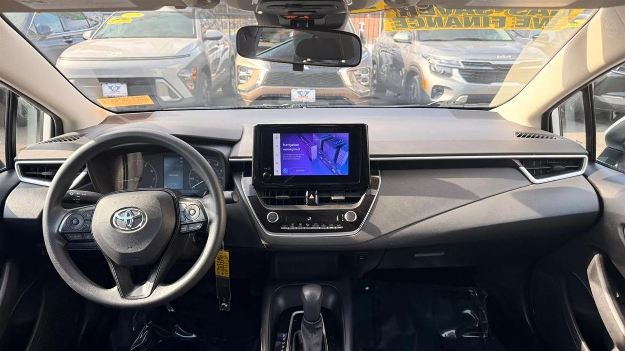 Toyota Corolla LE 2023