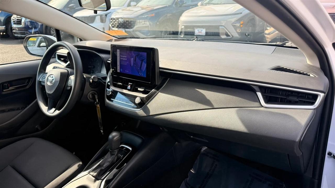 Toyota Corolla LE 2023