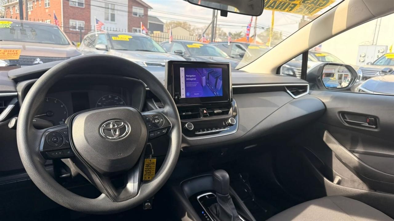 Toyota Corolla LE 2023