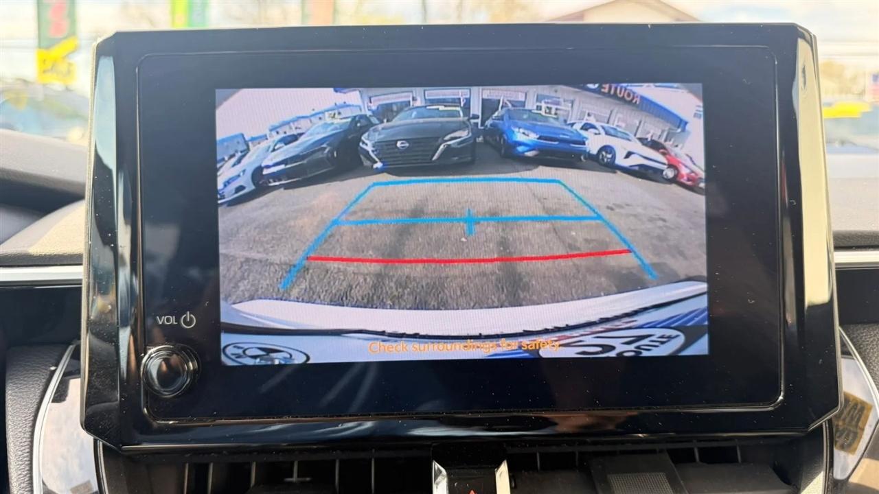 Toyota Corolla LE 2023