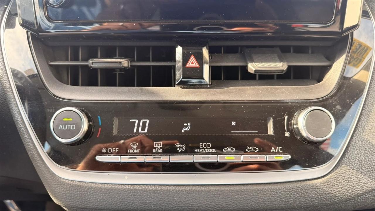 Toyota Corolla LE 2023