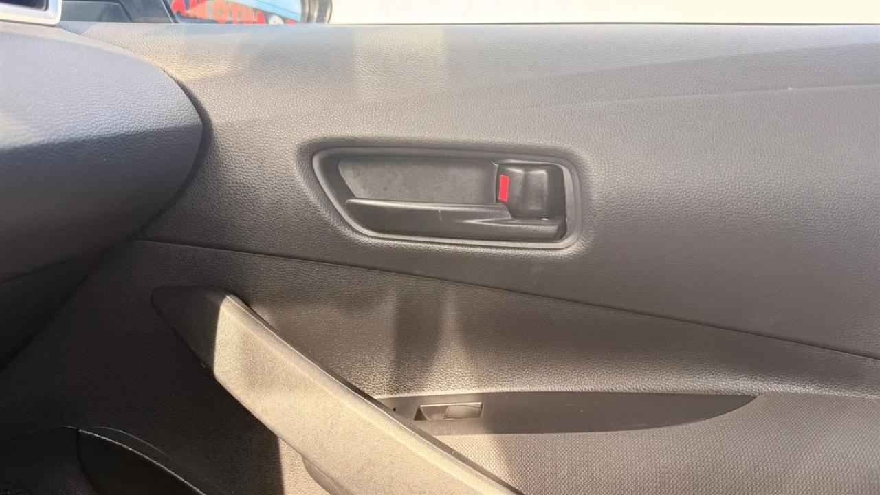 Toyota Corolla LE 2023