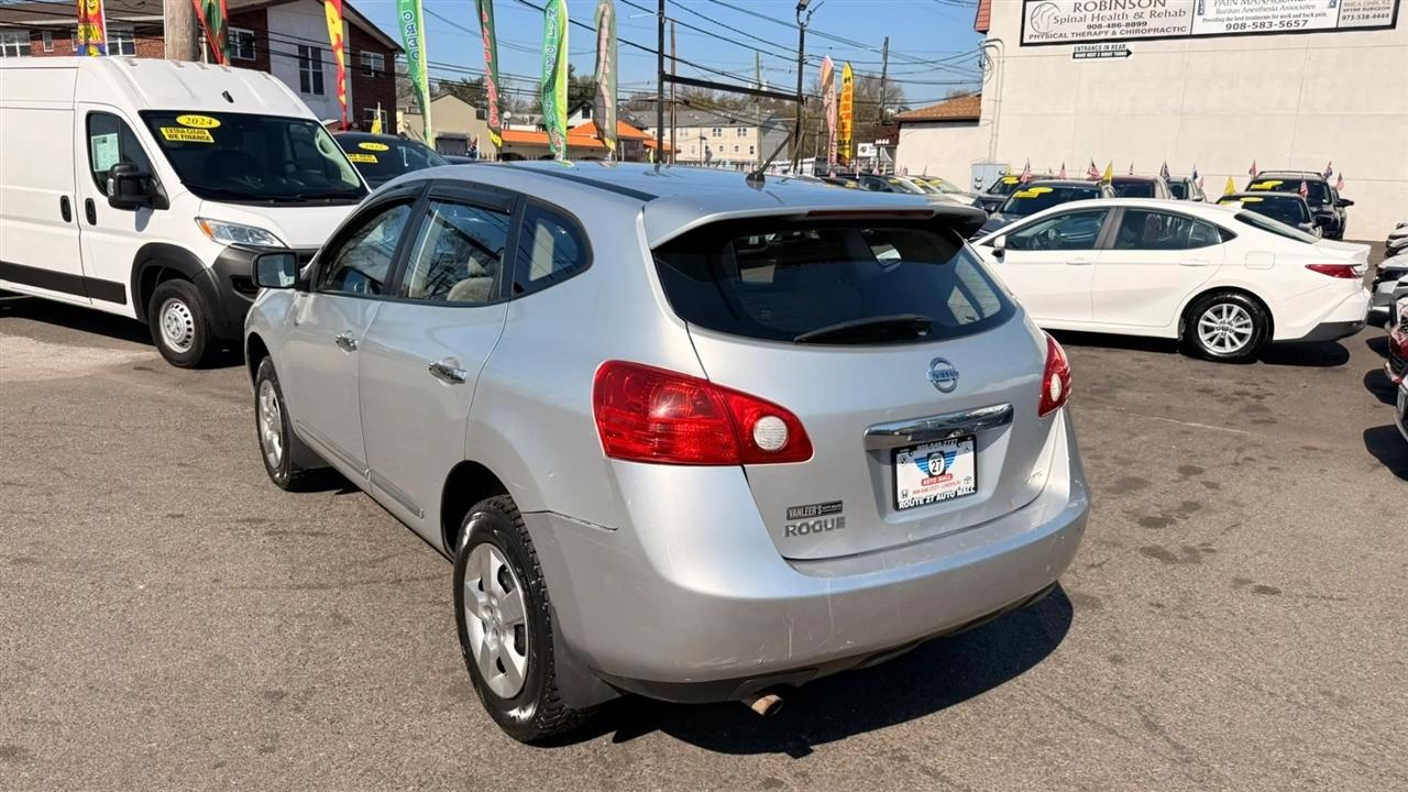 Nissan Rogue S AWD 2013