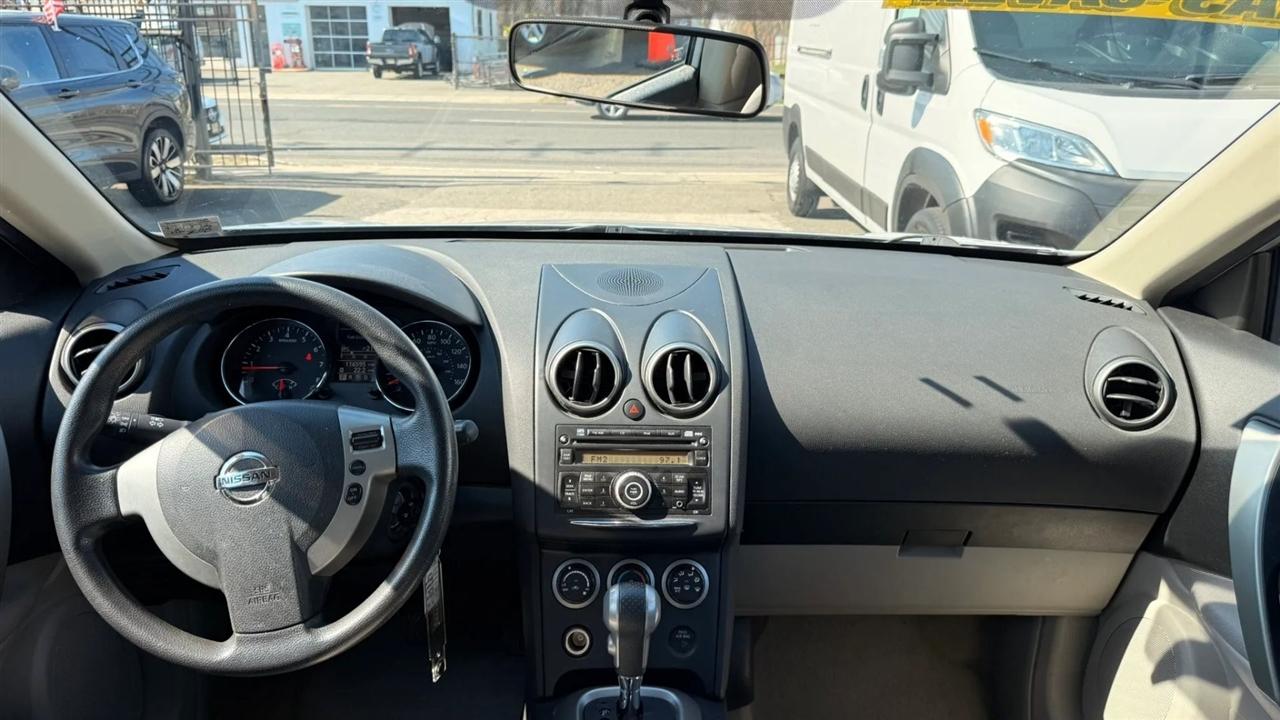 Nissan Rogue S AWD 2013