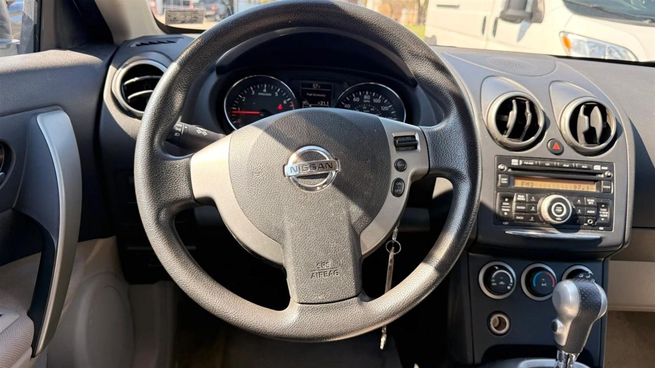 Nissan Rogue S AWD 2013