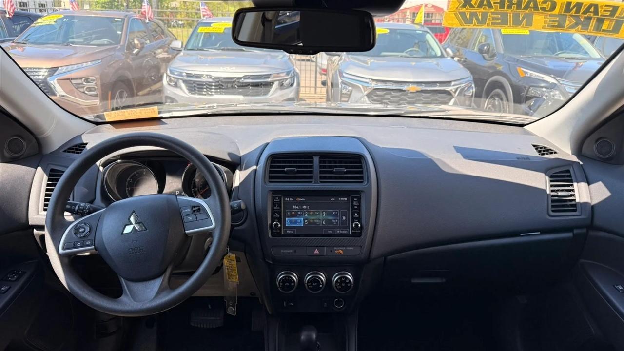 Mitsubishi Outlander Sport 2.0 ES 4WD 2025