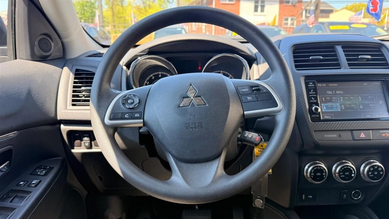 Mitsubishi Outlander Sport 2.0 ES 4WD 2025