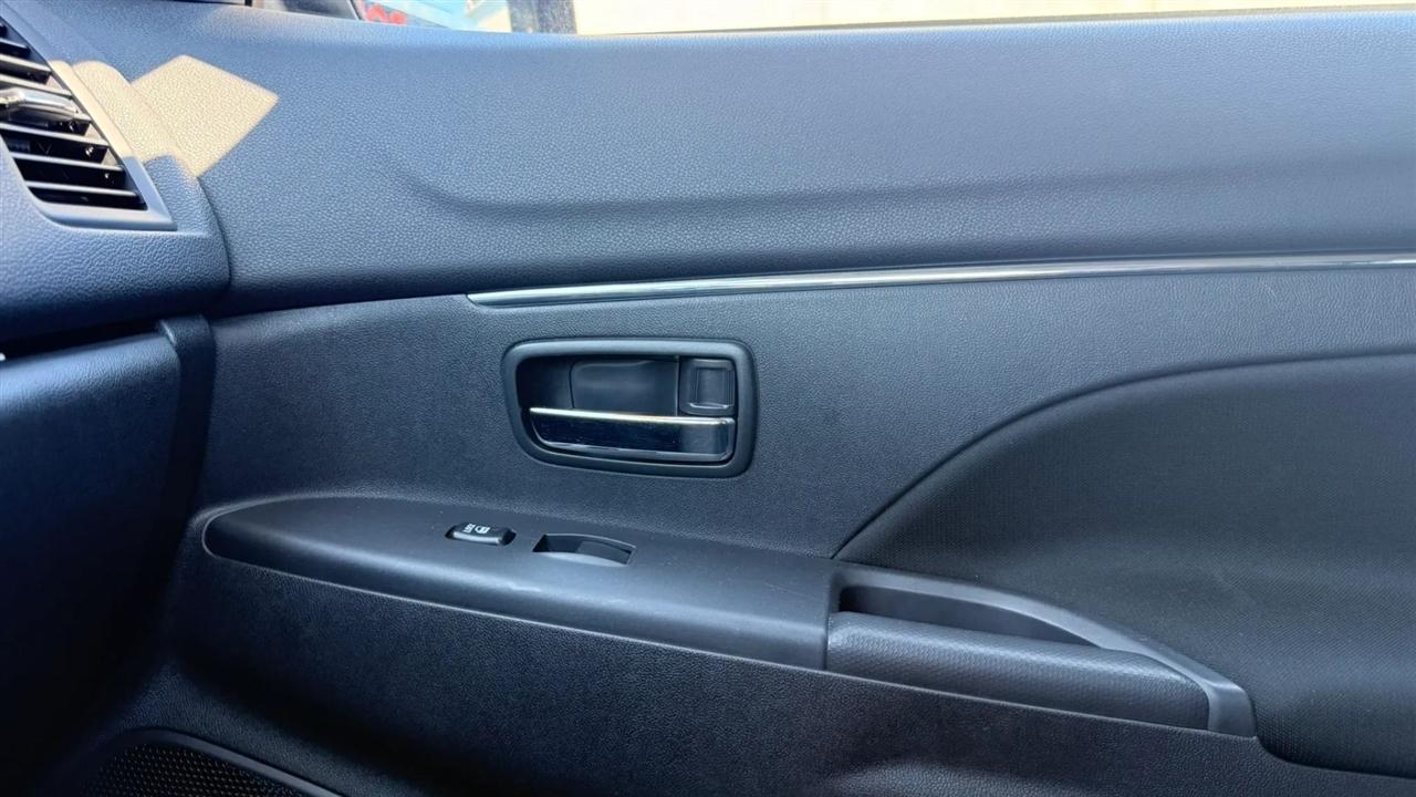 Mitsubishi Outlander Sport 2.0 ES 4WD 2025