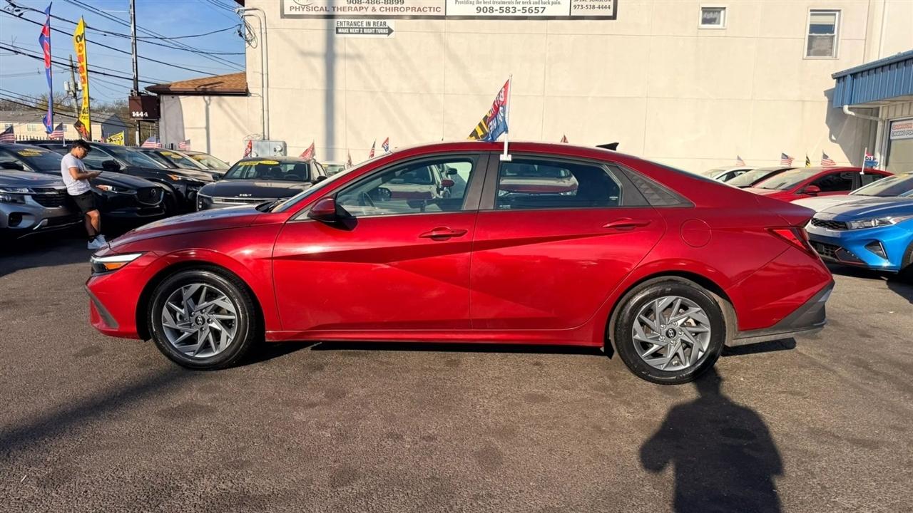 Hyundai Elantra SEL 2024