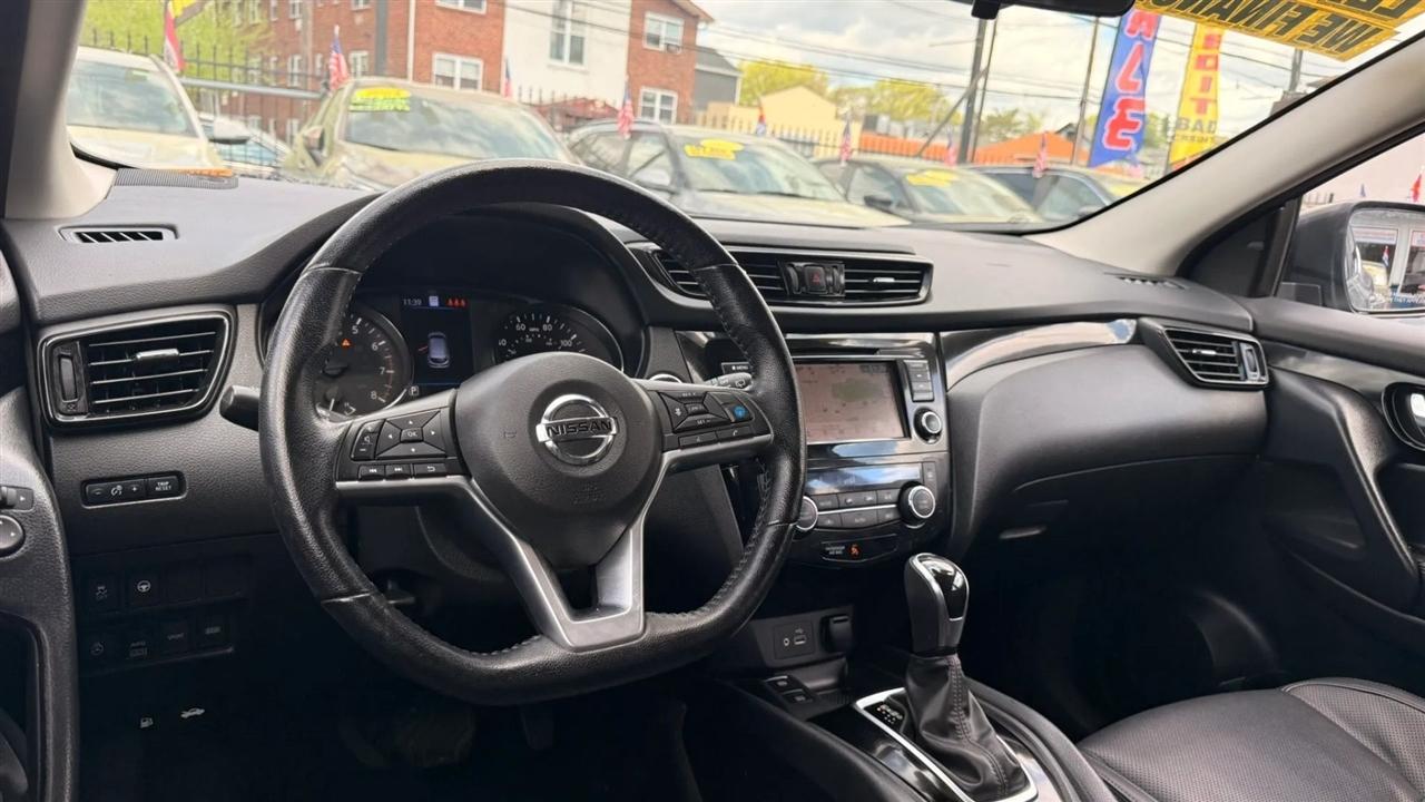 Nissan Rogue Sport SL AWD 2022