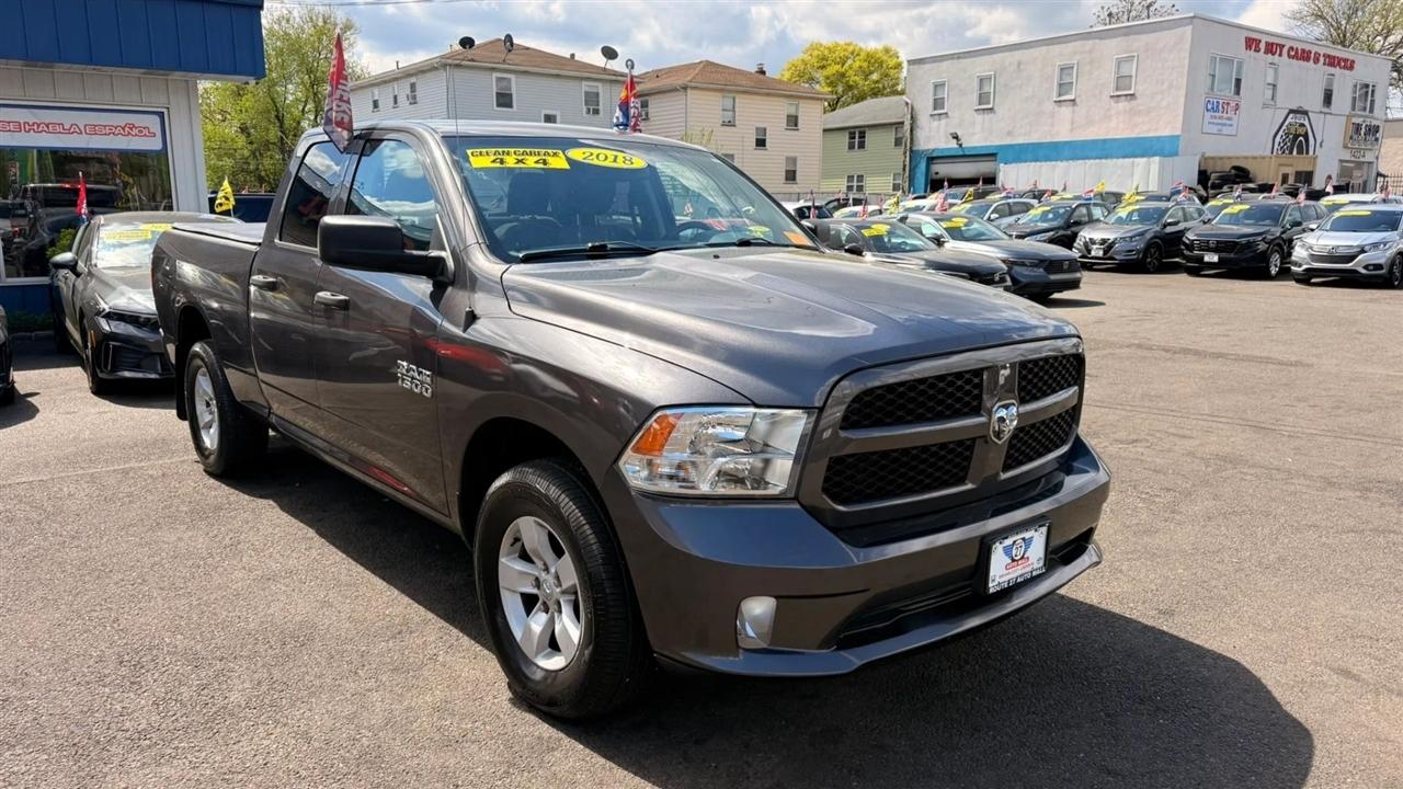 RAM 1500 Tradesman Quad Cab 4WD 2018