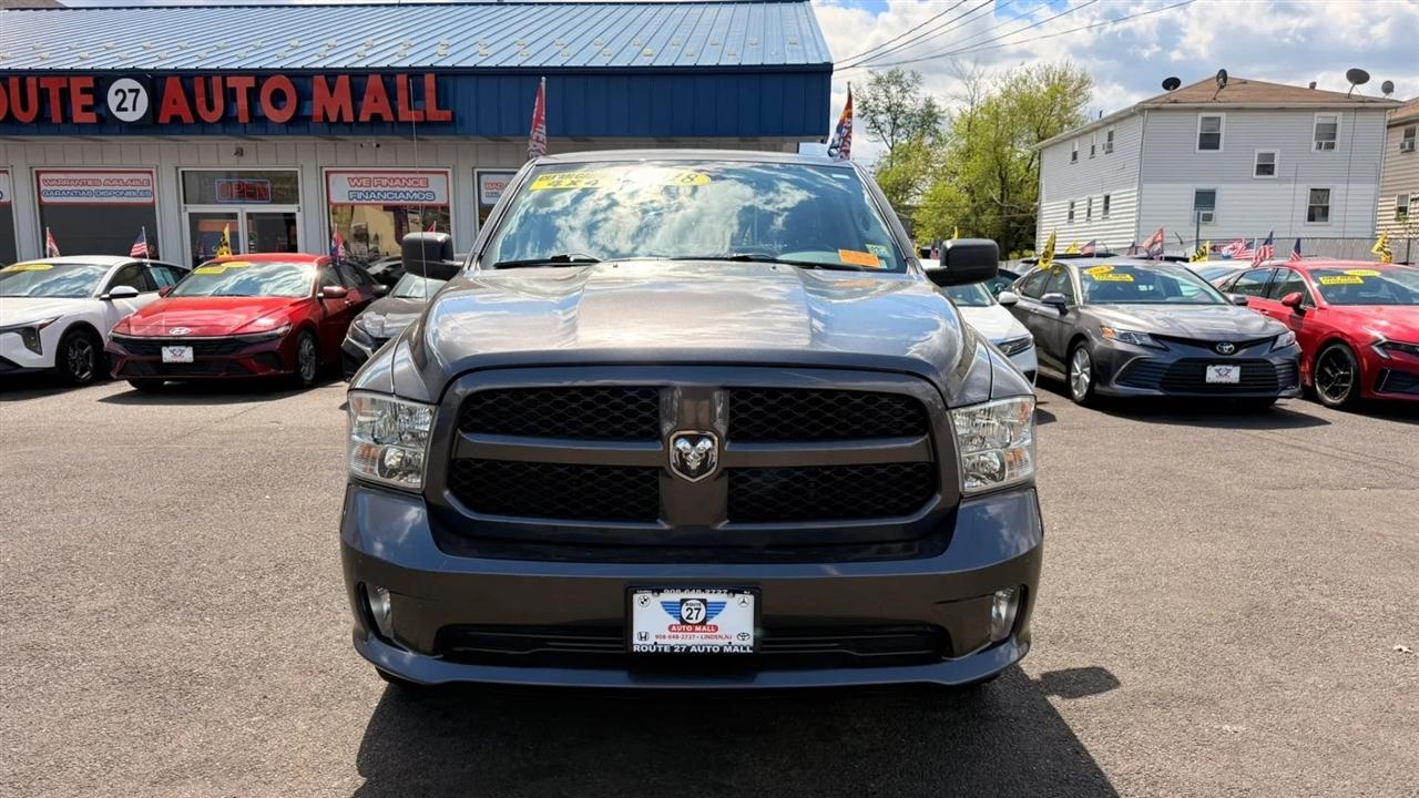 RAM 1500 Tradesman Quad Cab 4WD 2018