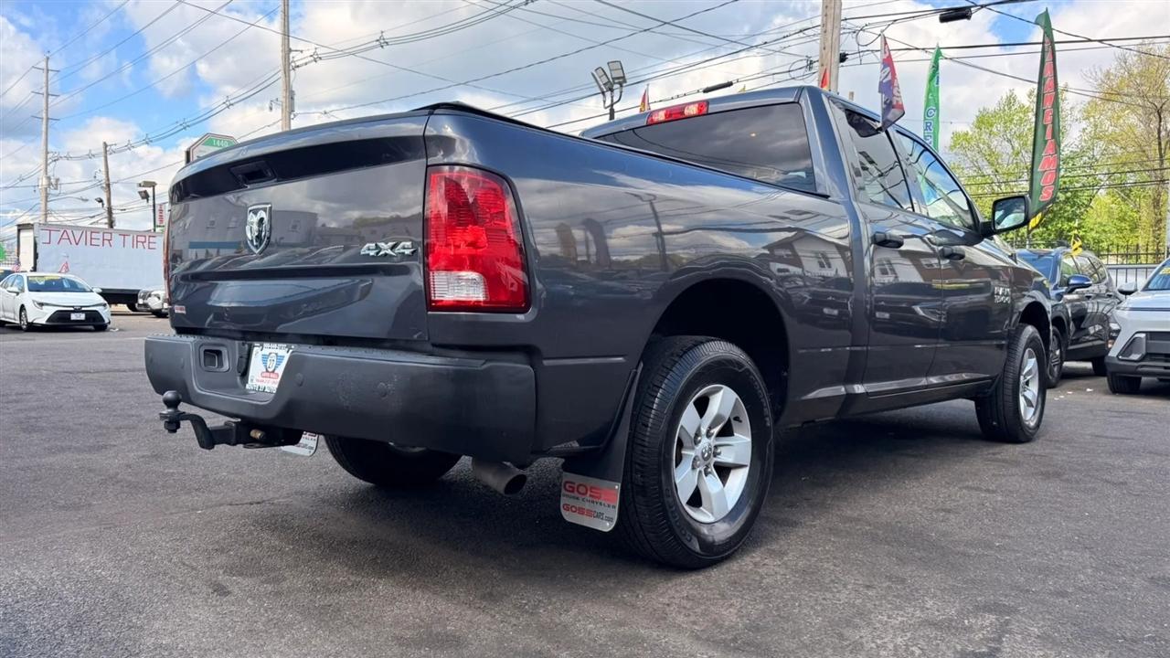 RAM 1500 Tradesman Quad Cab 4WD 2018