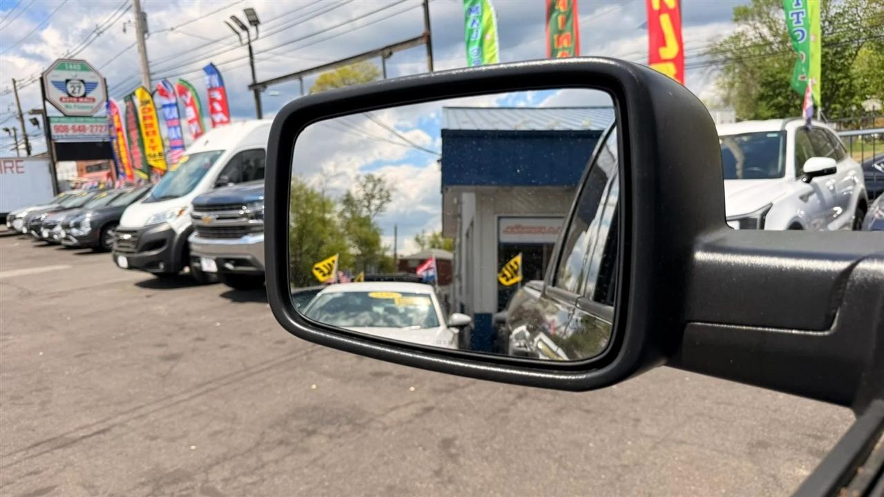 RAM 1500 Tradesman Quad Cab 4WD 2018
