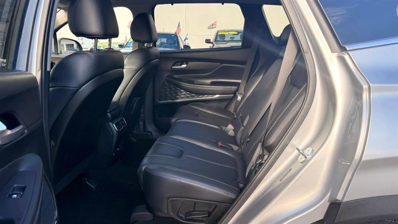 Hyundai Santa Fe SEL w/Premium Package 2023