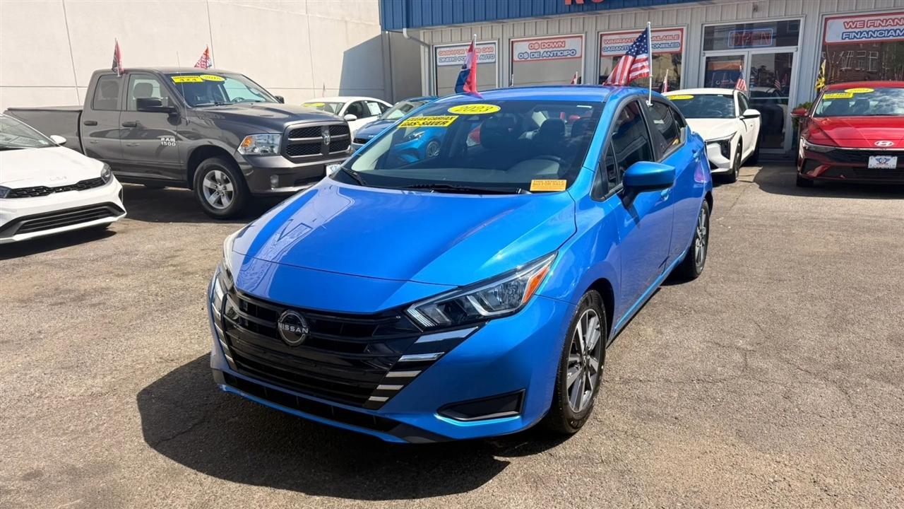 Nissan Versa SV 2023