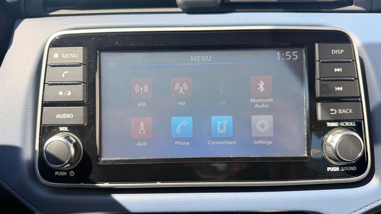 Nissan Versa SV 2023