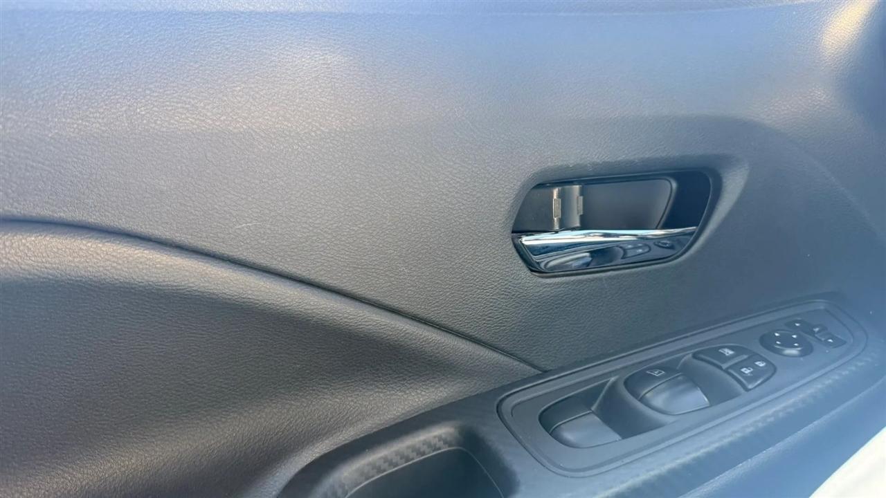 Nissan Versa SV 2023