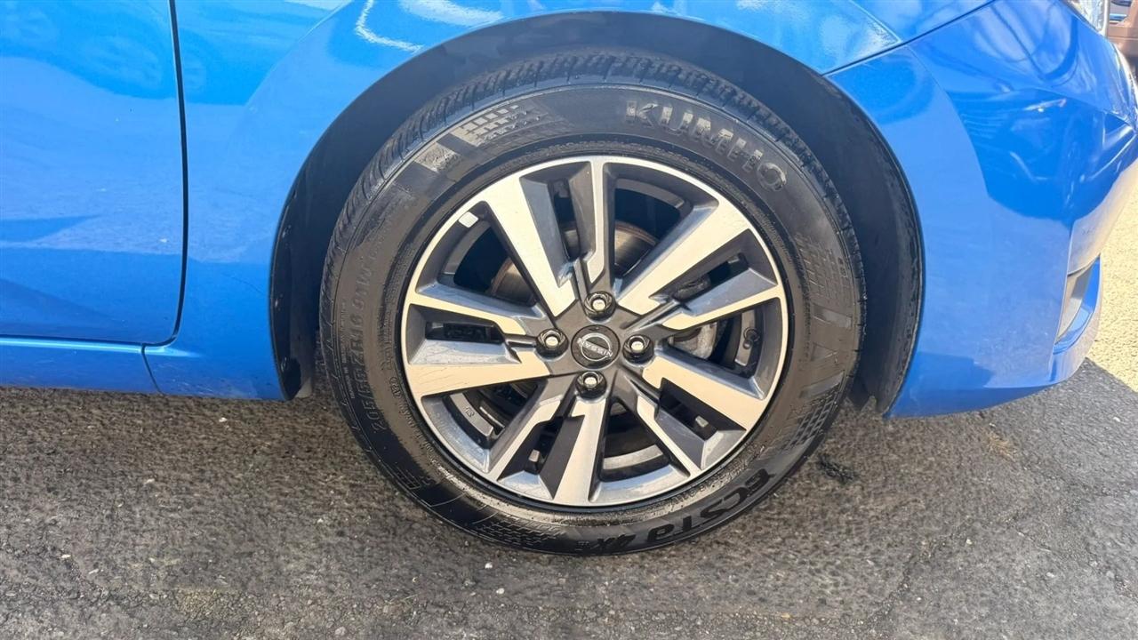 Nissan Versa SV 2023