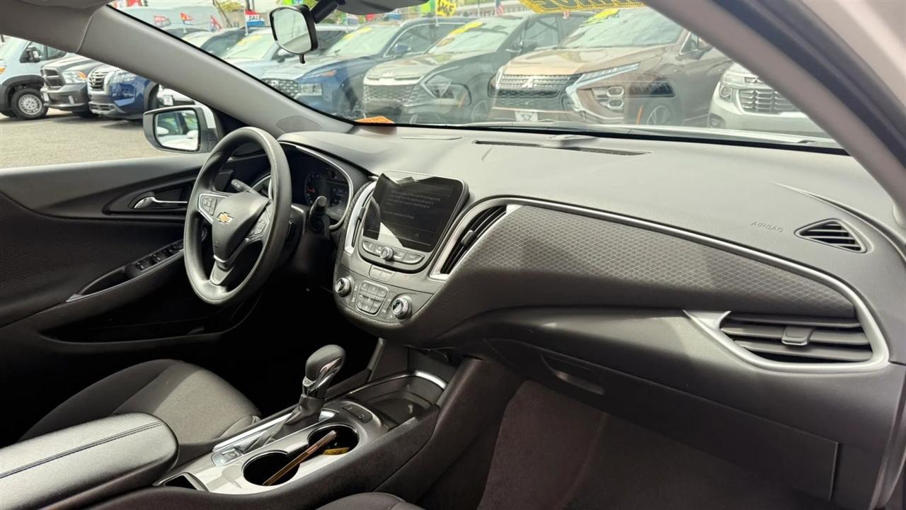 Chevrolet Malibu 1LT 2024