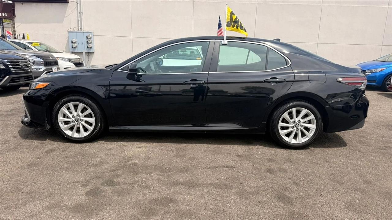 Toyota Camry LE 2024