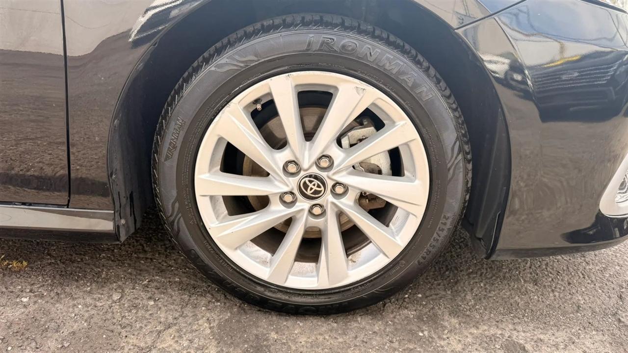 Toyota Camry LE 2024