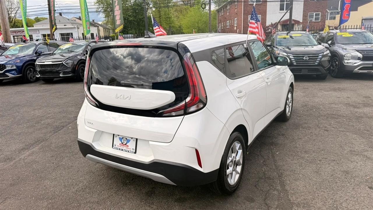 Kia Soul LX 2025