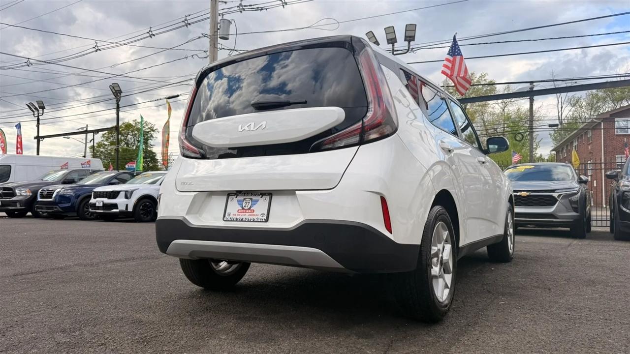 Kia Soul LX 2025